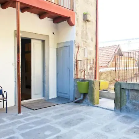Eiffel Riverside Garden Apartment Porto